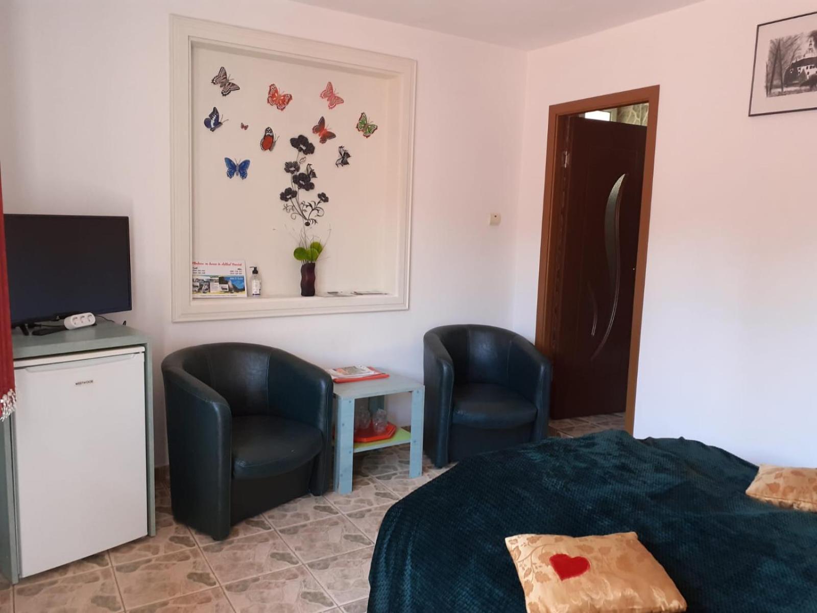 Pensiunea Belladonna Băile Herculane エクステリア 写真